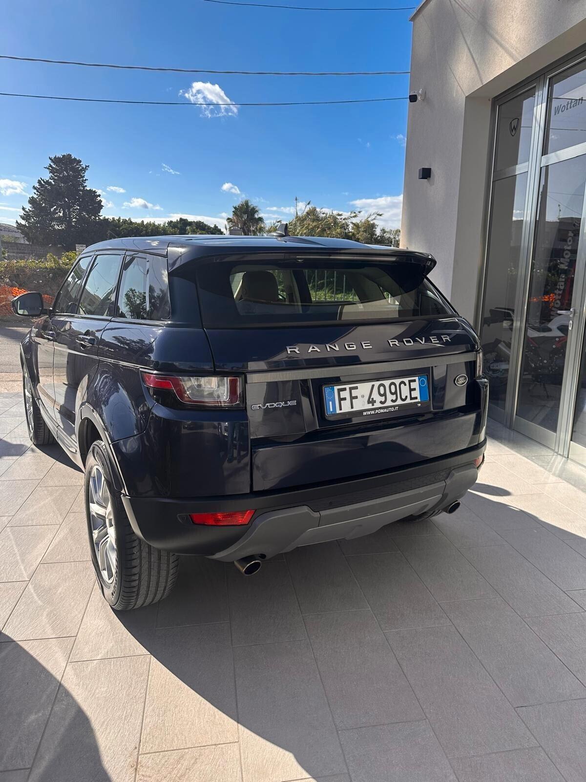 Land Rover Range Evoque 2.0 TD4 150 CV 5p. Pure