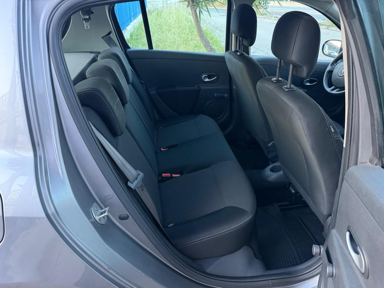 Renault Clio 1.5 dCi 75 CV 2012 navigatore