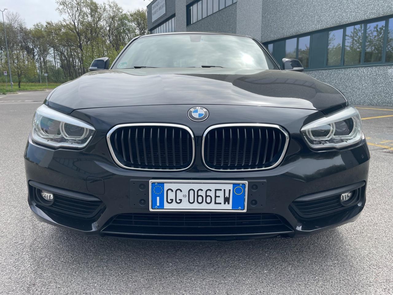 Bmw 116 116d 5p.*Neopatentati*Navi*Cerchi*