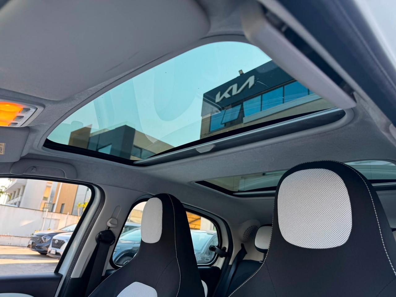 SMART FOUR FOUR 1.0 71 CV 2016 TETTO PANORAMICO