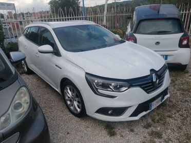 Renault Megane Mégane dCi 110CV EDC SporTour Limited