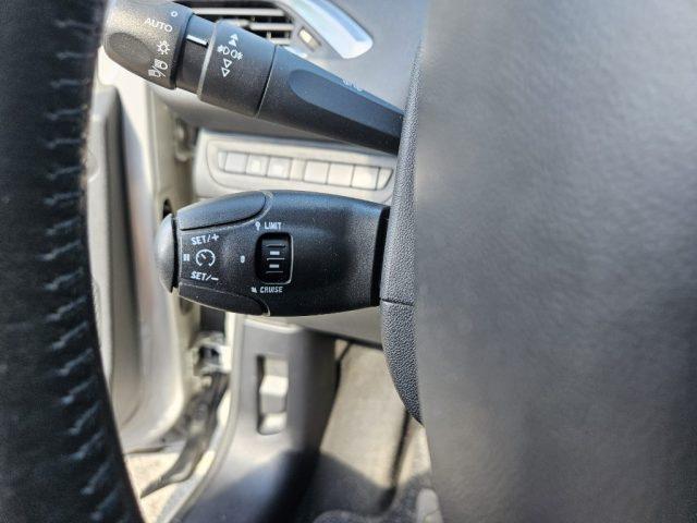 PEUGEOT 208 1° serie 1.6 e-HDi 92 CV Stop&Start 5 porte