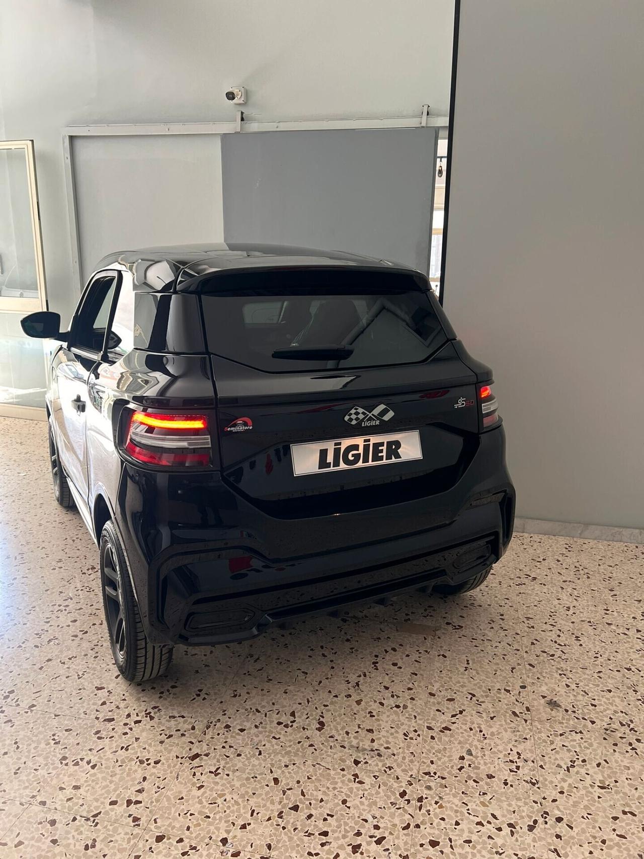 Ligier JS JS50 DCI Select