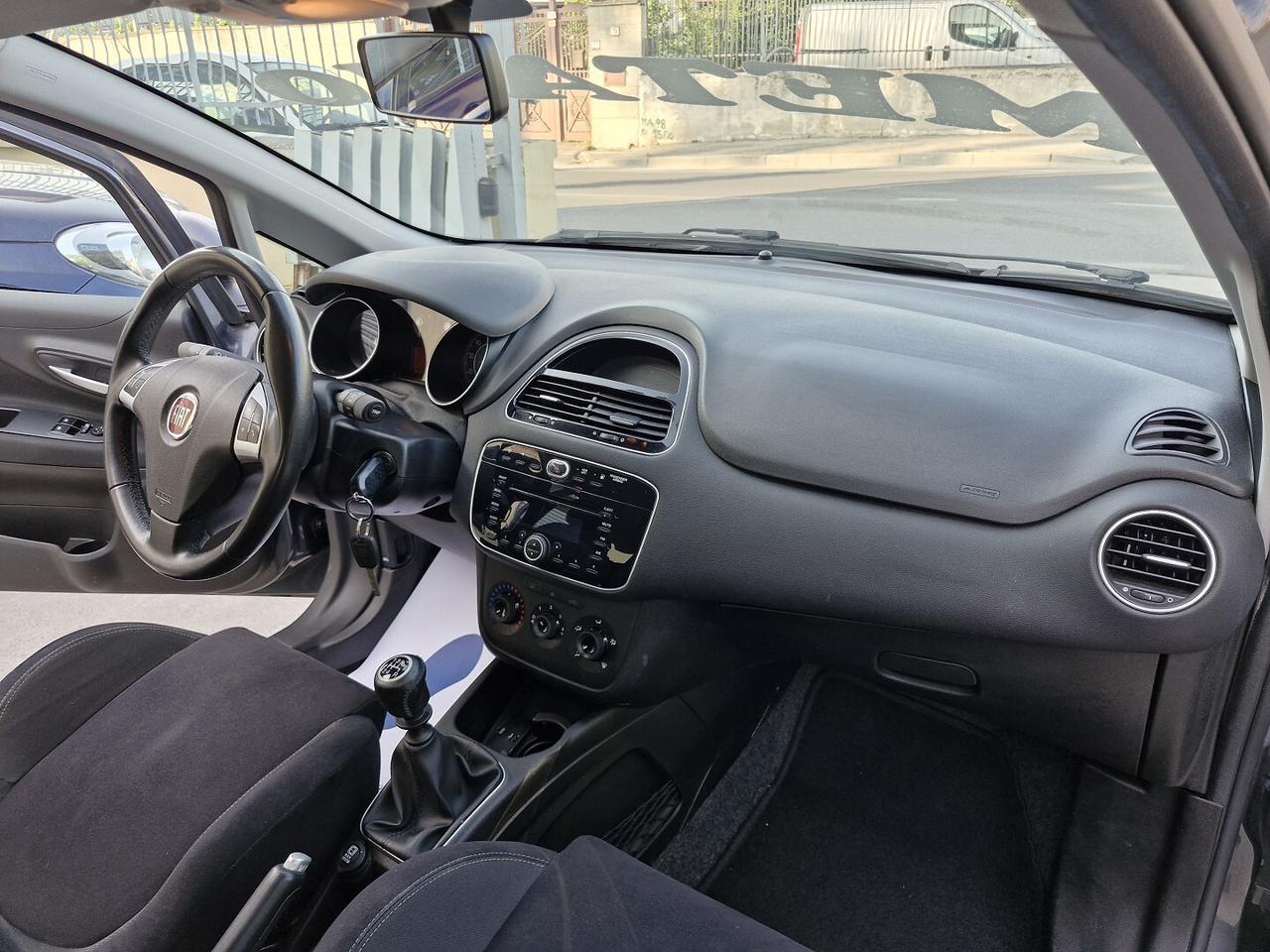 FIAT PUNTO 1.4 NATURAL POWER ANNO 2015 127000 KM