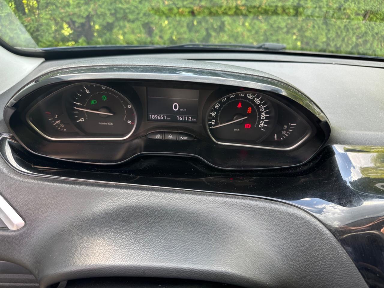 Peugeot 208 1.6 e-HDi 92 CV Stop&Start 3 porte XY