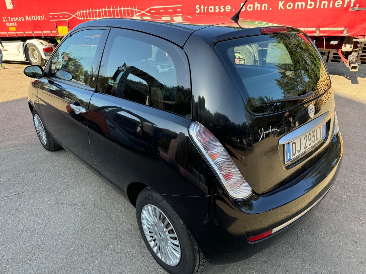 Lancia Ypsilon 1.2 Argento NEOPATENTATI 88.000km