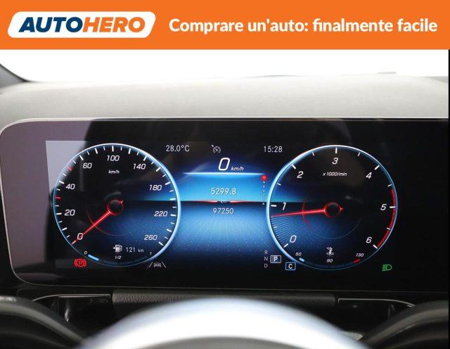 MERCEDES-BENZ GLA 200 d Automatic Premium