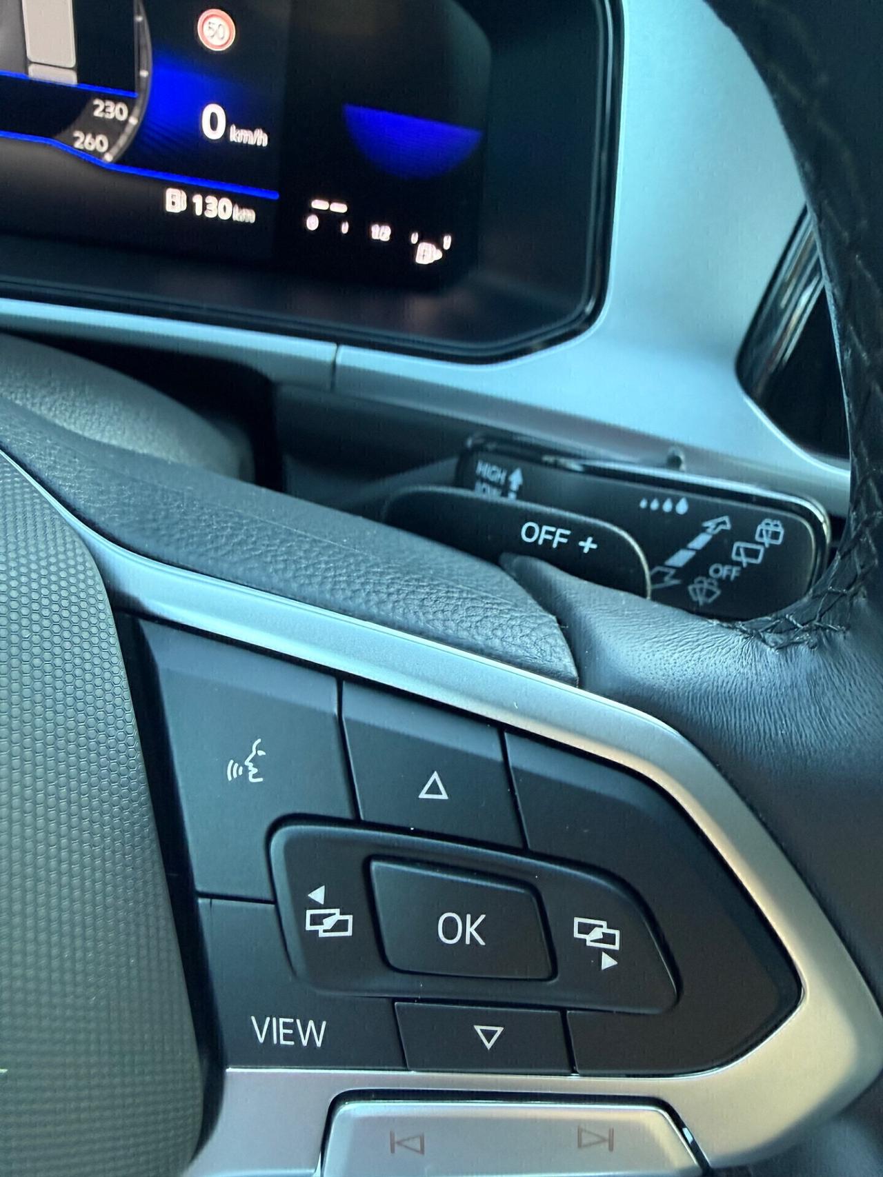 Volkswagen T-Roc 2.0 TDI SCR 150 CV DSG R-Line 2023