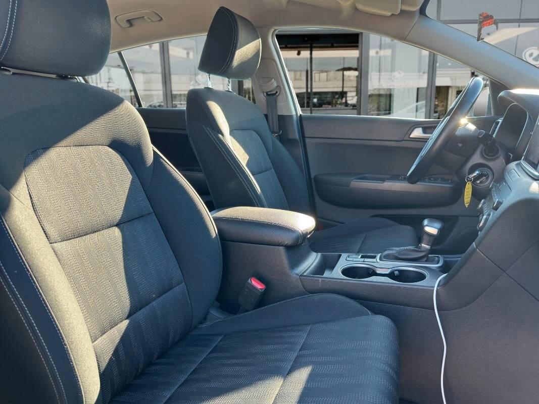 Kia Sportage 1.6 crdi mhev Business 136 CV Telecam e CarPlay