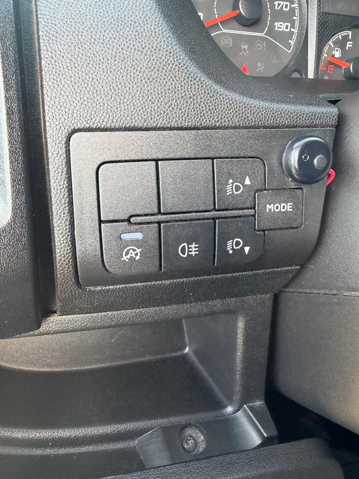 Peugeot Boxer 2.2 140cv PM-TM - ok neopatentati -