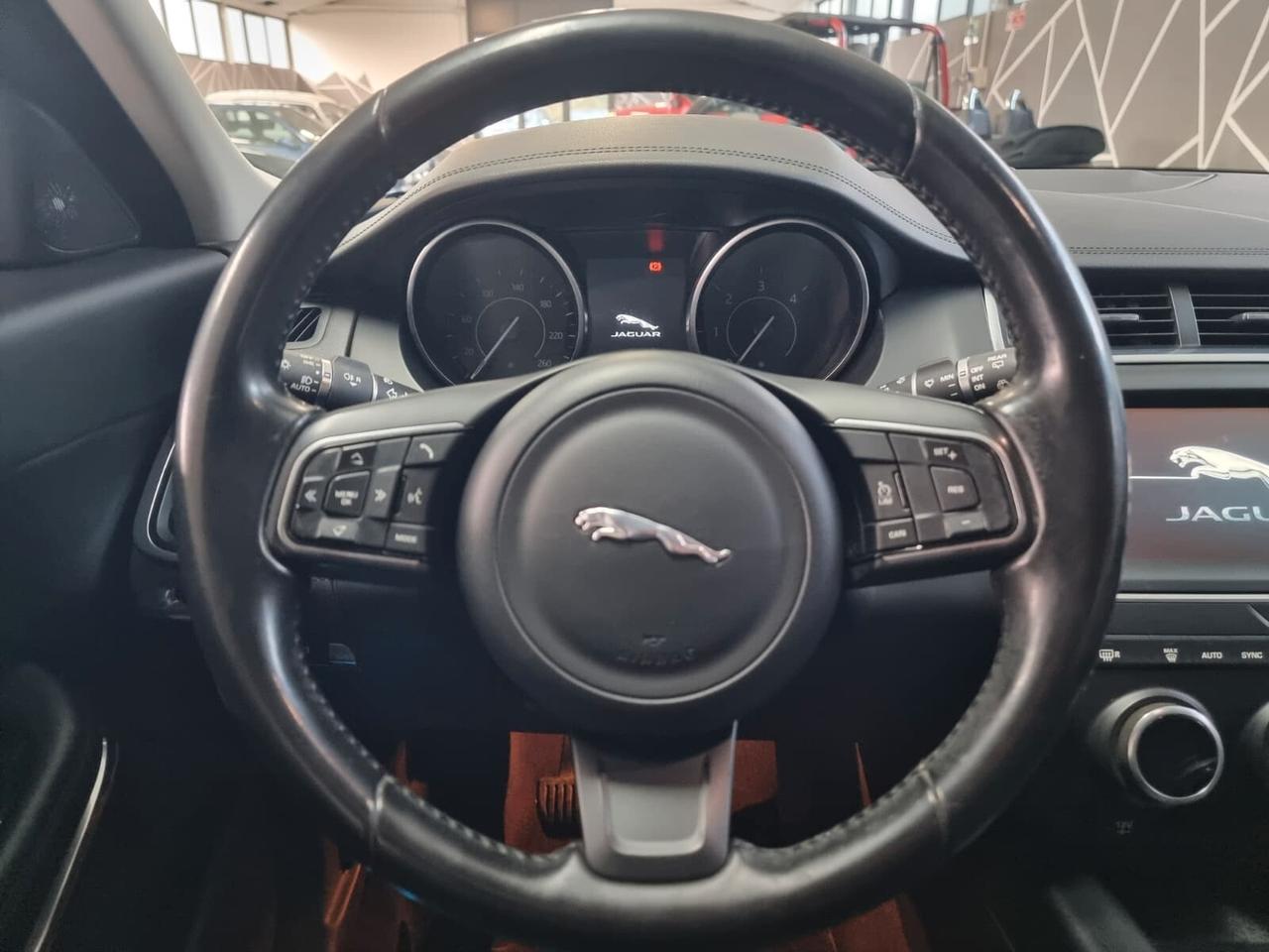 Jaguar E-Pace 2.0D 150 CV AWD R-Dynamic S