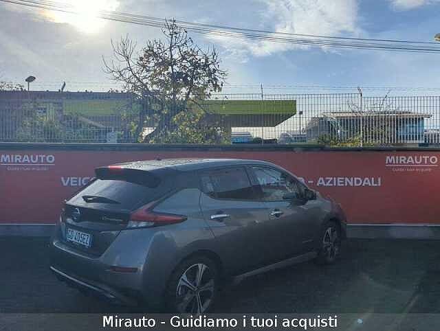 Nissan LEAF N-Connecta 40 kWh