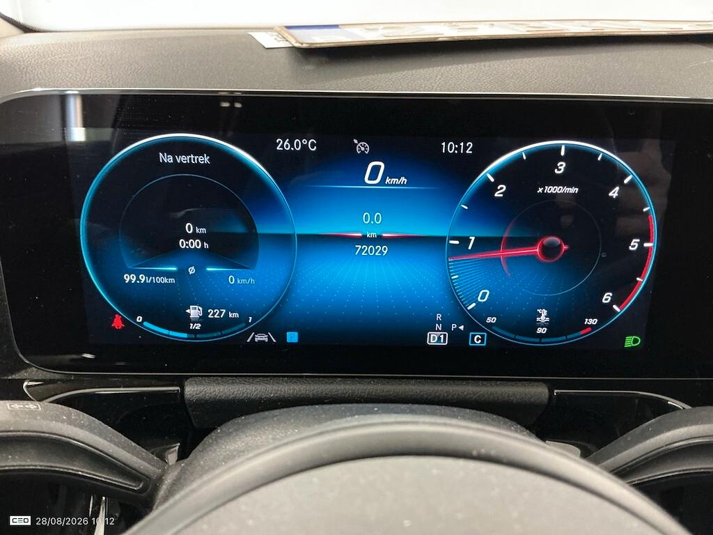 MERCEDES-BENZ GLA 180D 115CV AUTOMATIC BUSINESS SOLUTION ( CRUISE - PELLE - NAVI PREMIUM - MIRROR - PARK ASSIST - TELECAMERA POST. )