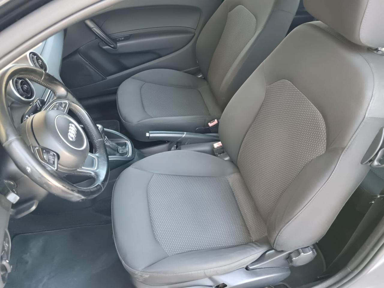 Audi A1 1.0 TFSI ultra Design S-LINE