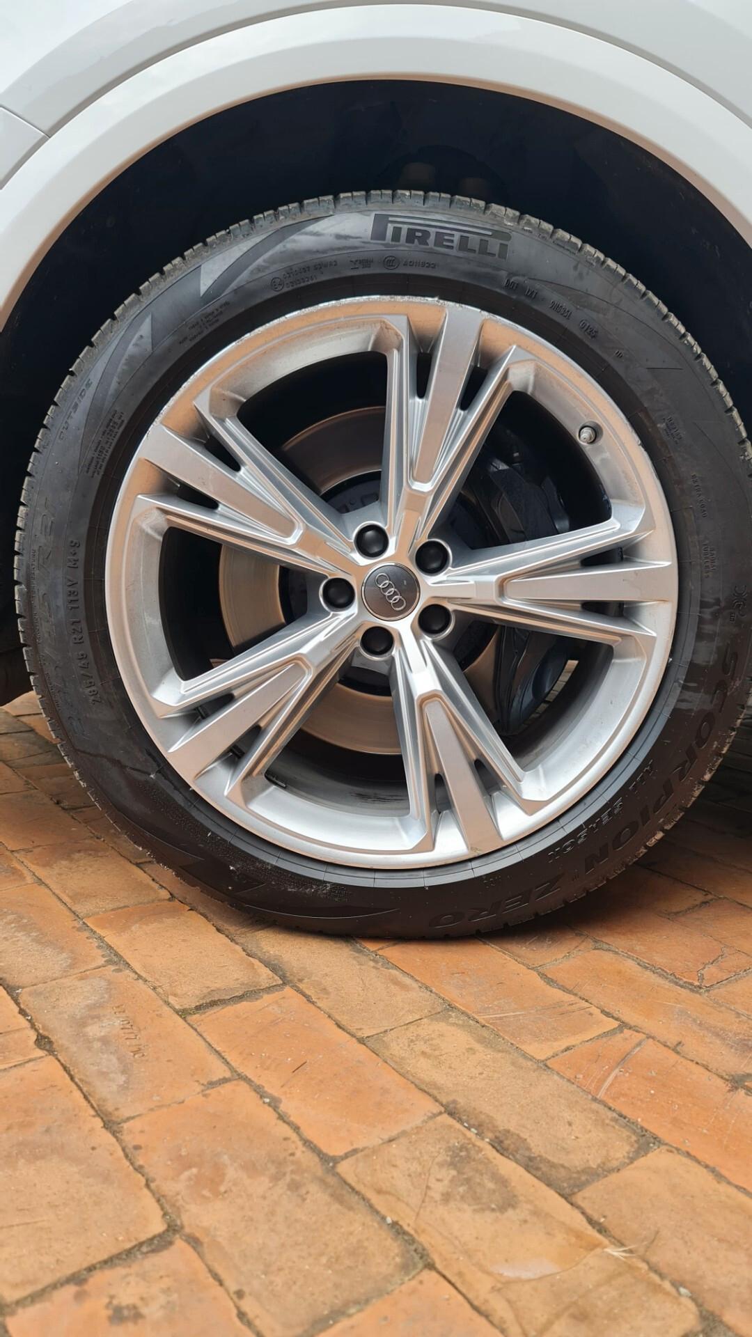 Audi Q8 50 TDI 286 CV quattro tiptronic