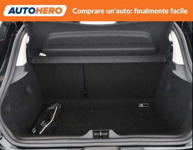RENAULT Clio TCe 12V 90 CV 5 porte Moschino Intens