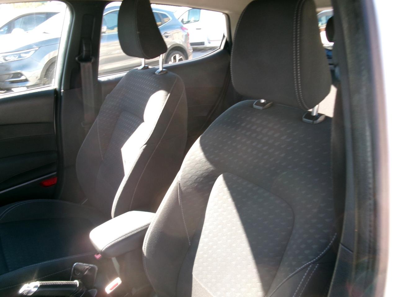 Ford Fiesta 5P 1.2 GPL DI SERIE TITANIUM PACK