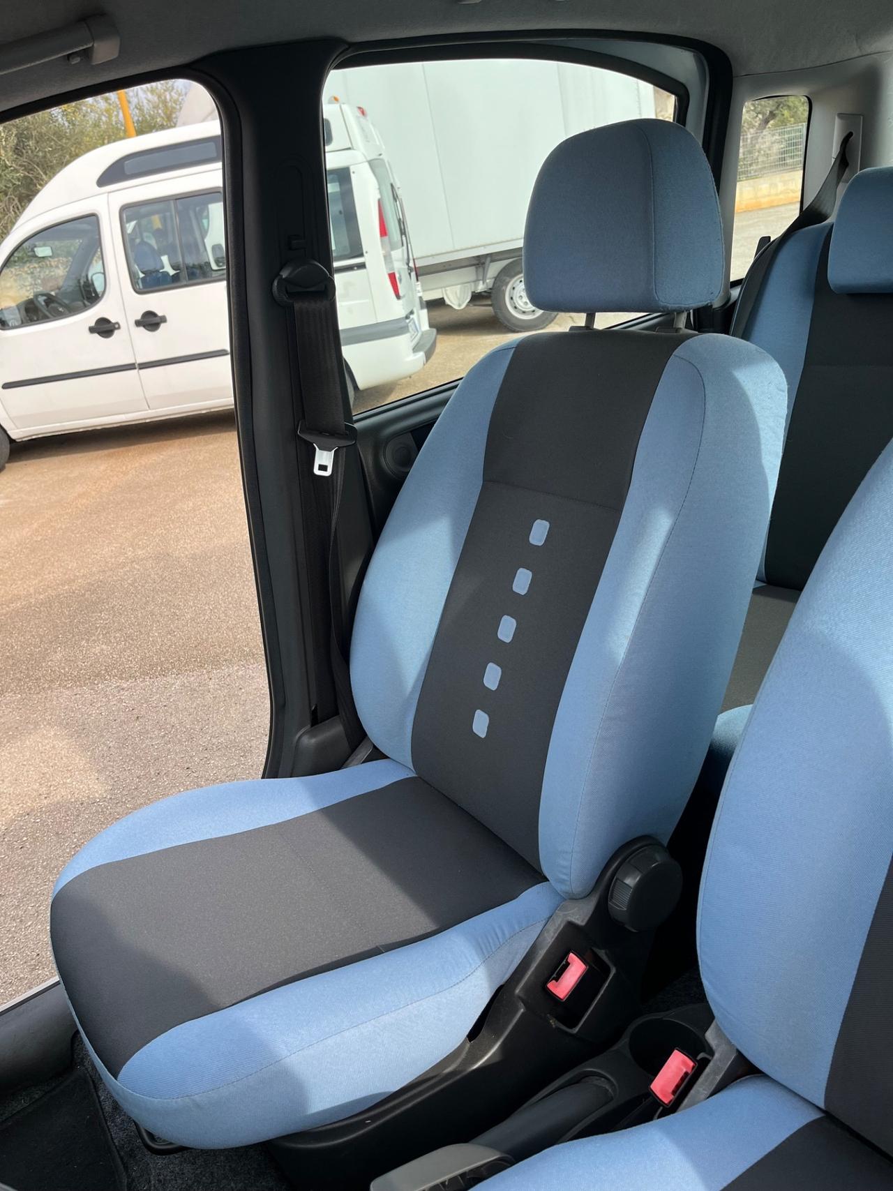 Fiat Panda 1.3 MJT 16V DPF 4x4 Climbing