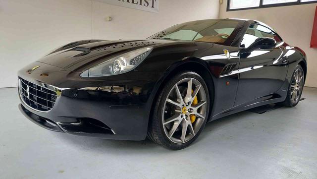 FERRARI California Km 13000 nuova IVA detraibile