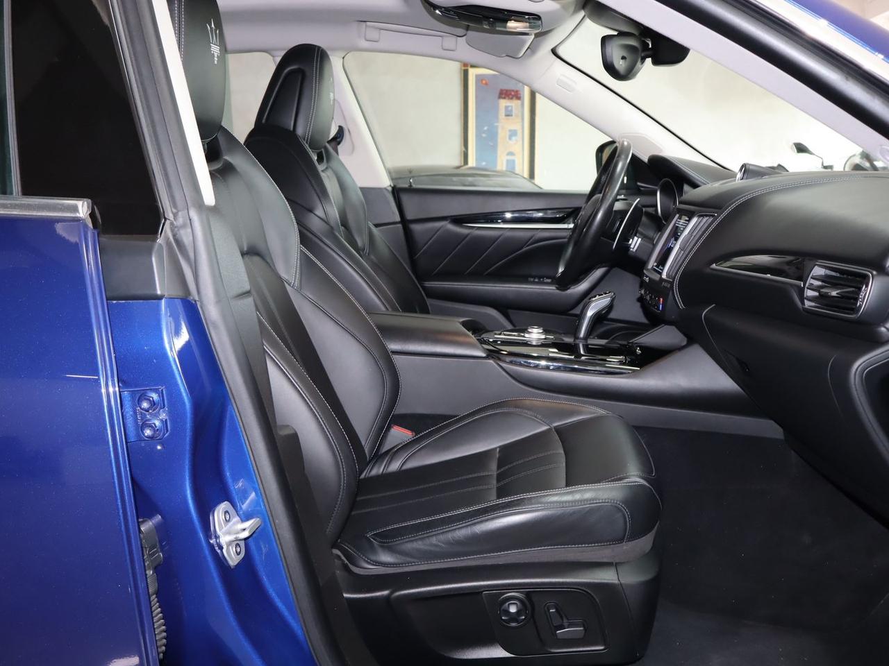 Maserati Levante Nerissimo Edition 3.0 #11607