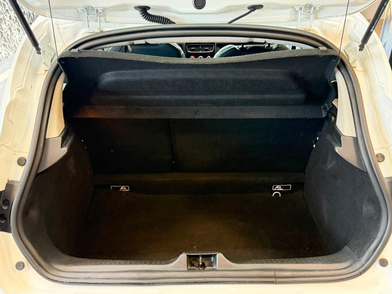 Renault Clio dCi 8V 75 CV 5 porte Moschino Life