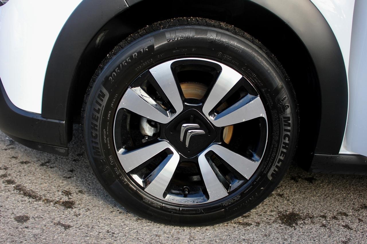 Citroen C3 1.2 PureTech 83 CV S&S Shine SENZA VINCOLI!