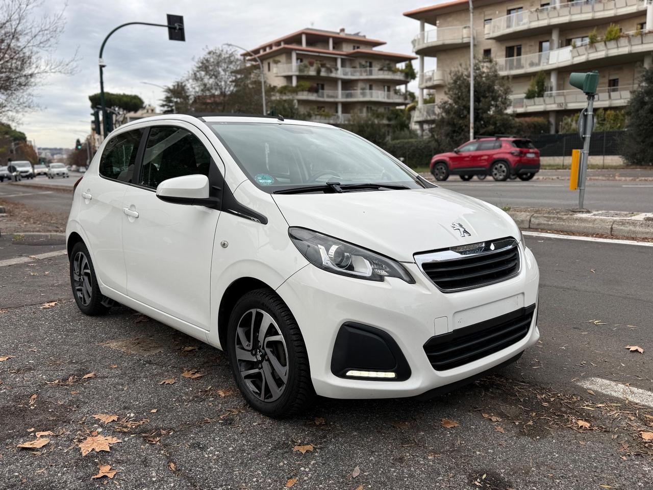 Peugeot 108 VTi 68 5 porte Allure CabrioPDC