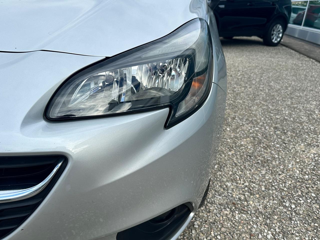 Opel Corsa 1.4 90CV GPL Tech 5 porte n-Joy