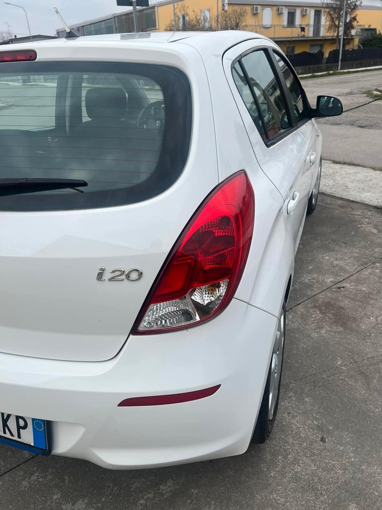 Hyundai i20 1.2 5p. Econext Sound Edition Gpl