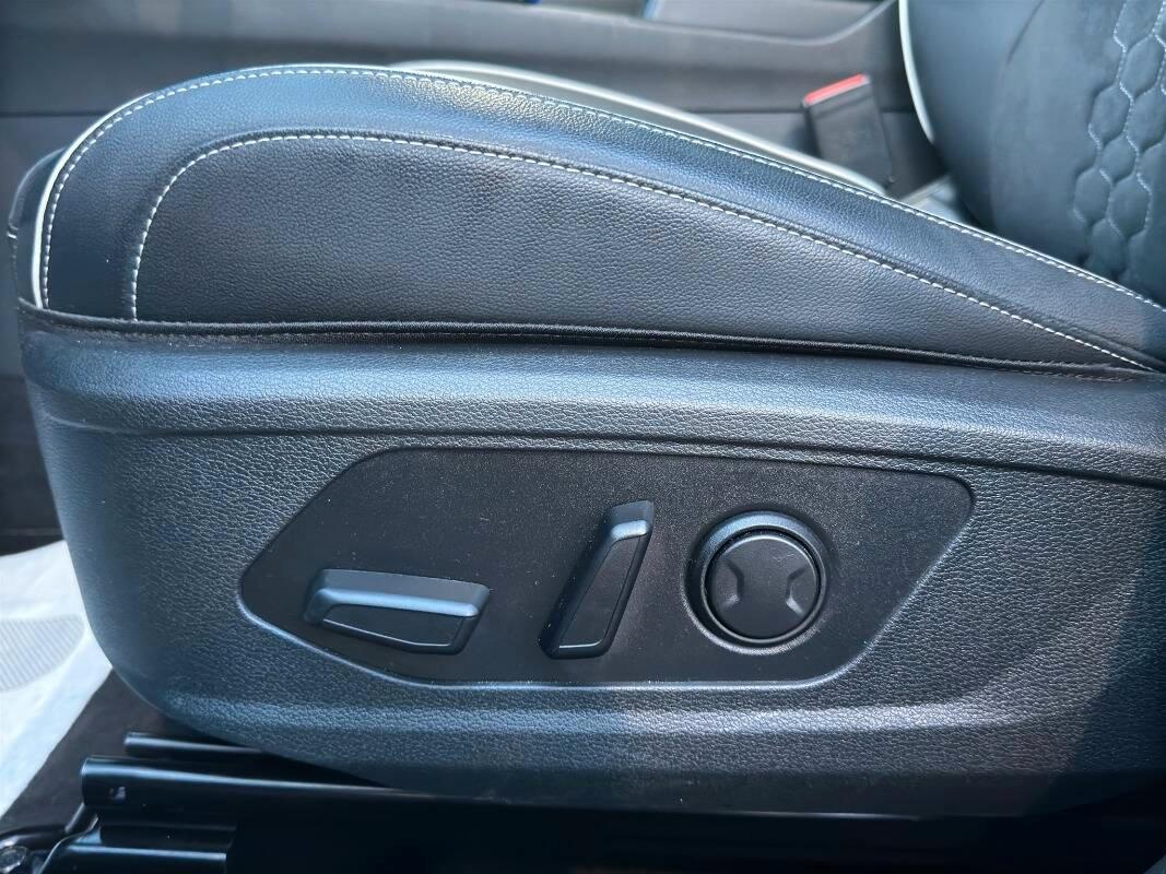Kia Sportage 1.6 crdi mhev GT-line Plus AUTO CON TETTO APRIBILE