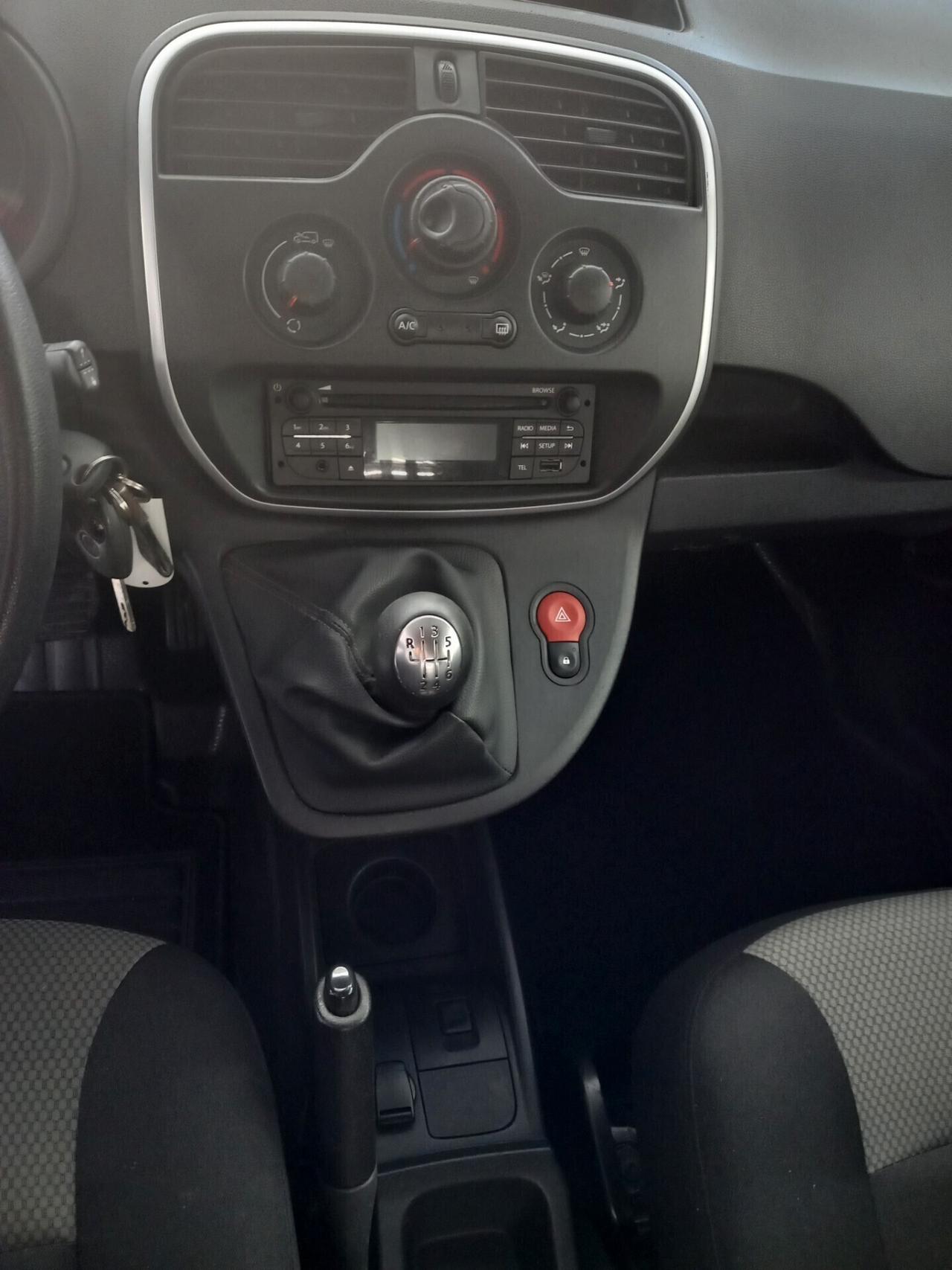 Renault Kangoo anno 2020 1.5 diesel 131 mila km