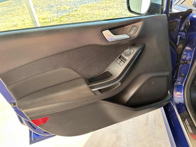 FORD Fiesta 1.0 Ecoboost 100 CV 5 porte ST-Line OK NEOPATENTAT