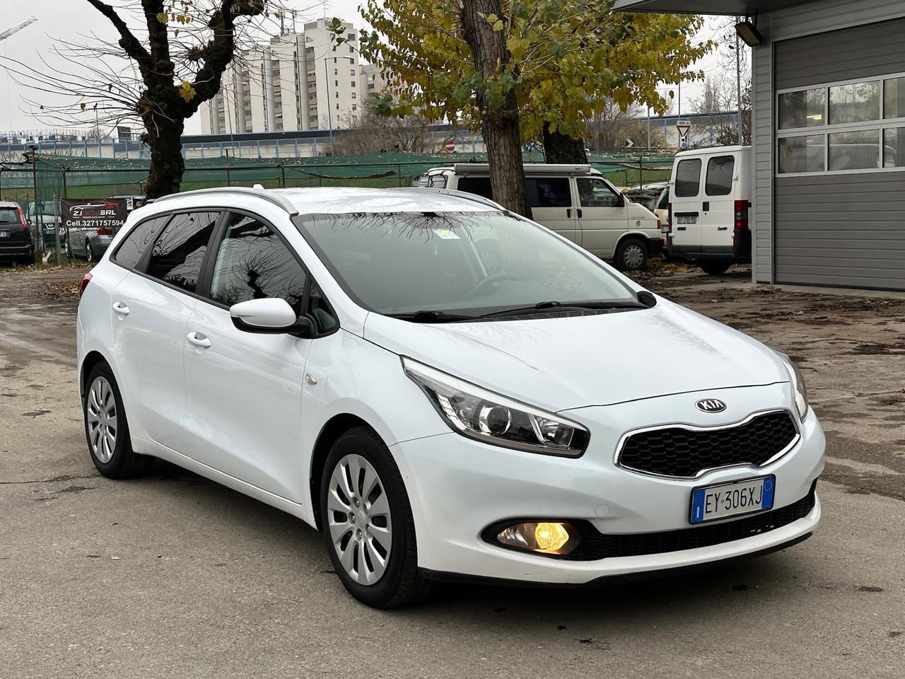 Kia Ceed cee'd 1.6 CRDi 110 CV 5 porte Cool