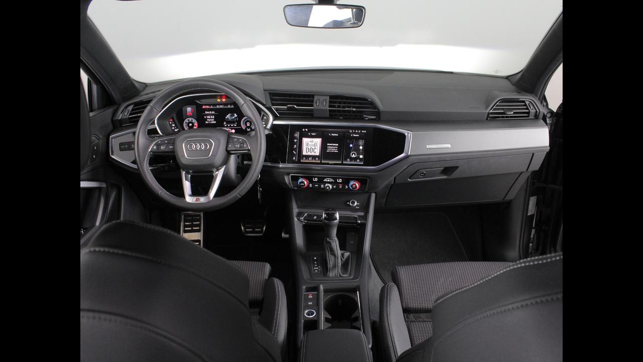 AUDI Q3 II 2018 - Q3 35 2.0 tdi S line edition s-tronic