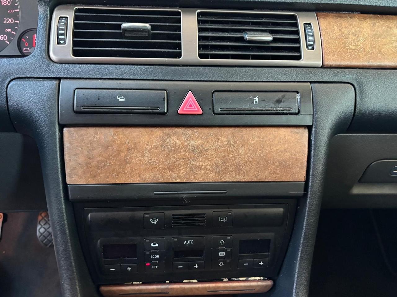Audi A6 1.8 T 20V cat quattro Advance