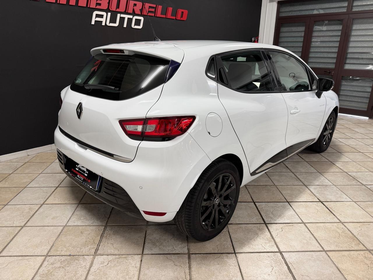 Renault Clio TCe (90) GPL Moschino Intens 2019