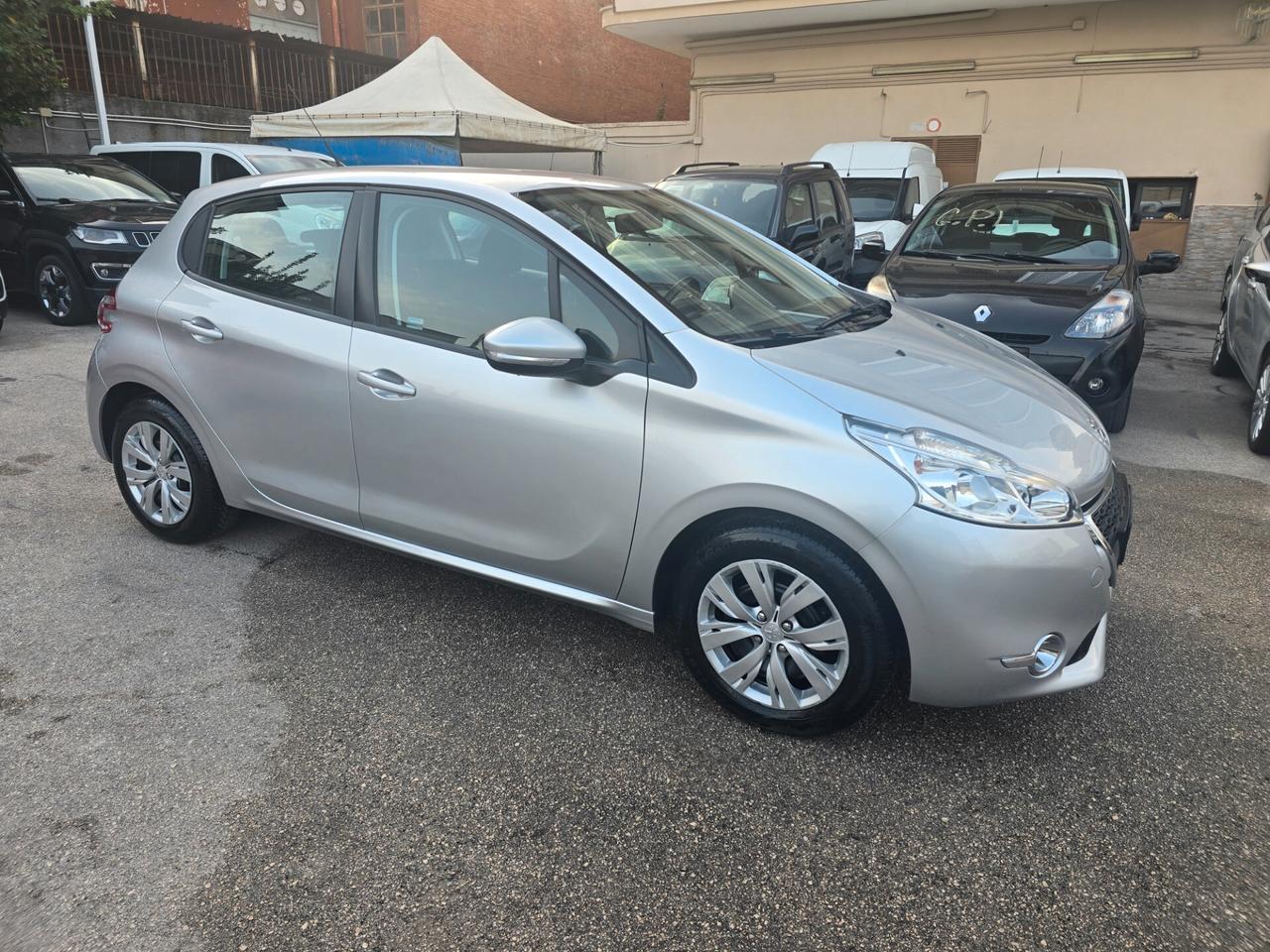 Peugeot 208 1.2 VTi 82 CV 5 porte Active