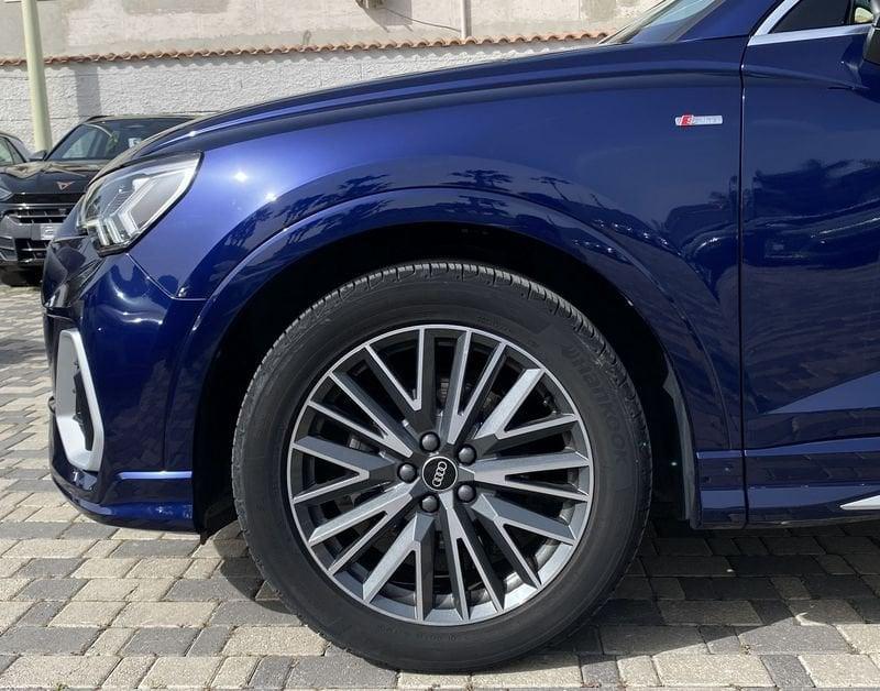 Audi Q3 SPB S Line interno ed esterno 2.0 TDI 150CV S-Tronic quattro 35