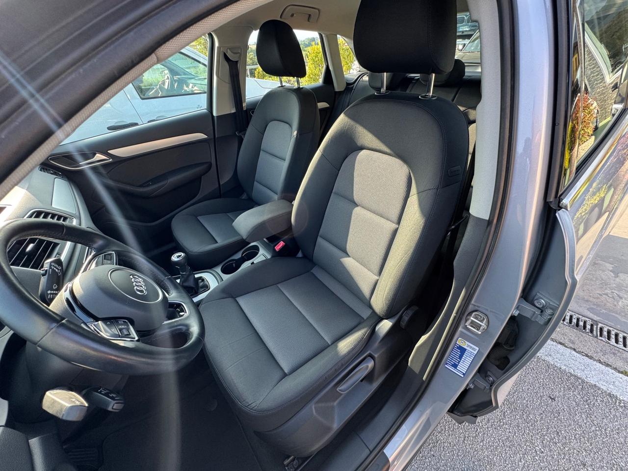 Audi Q3 2.0 TDI 120 CV Sport