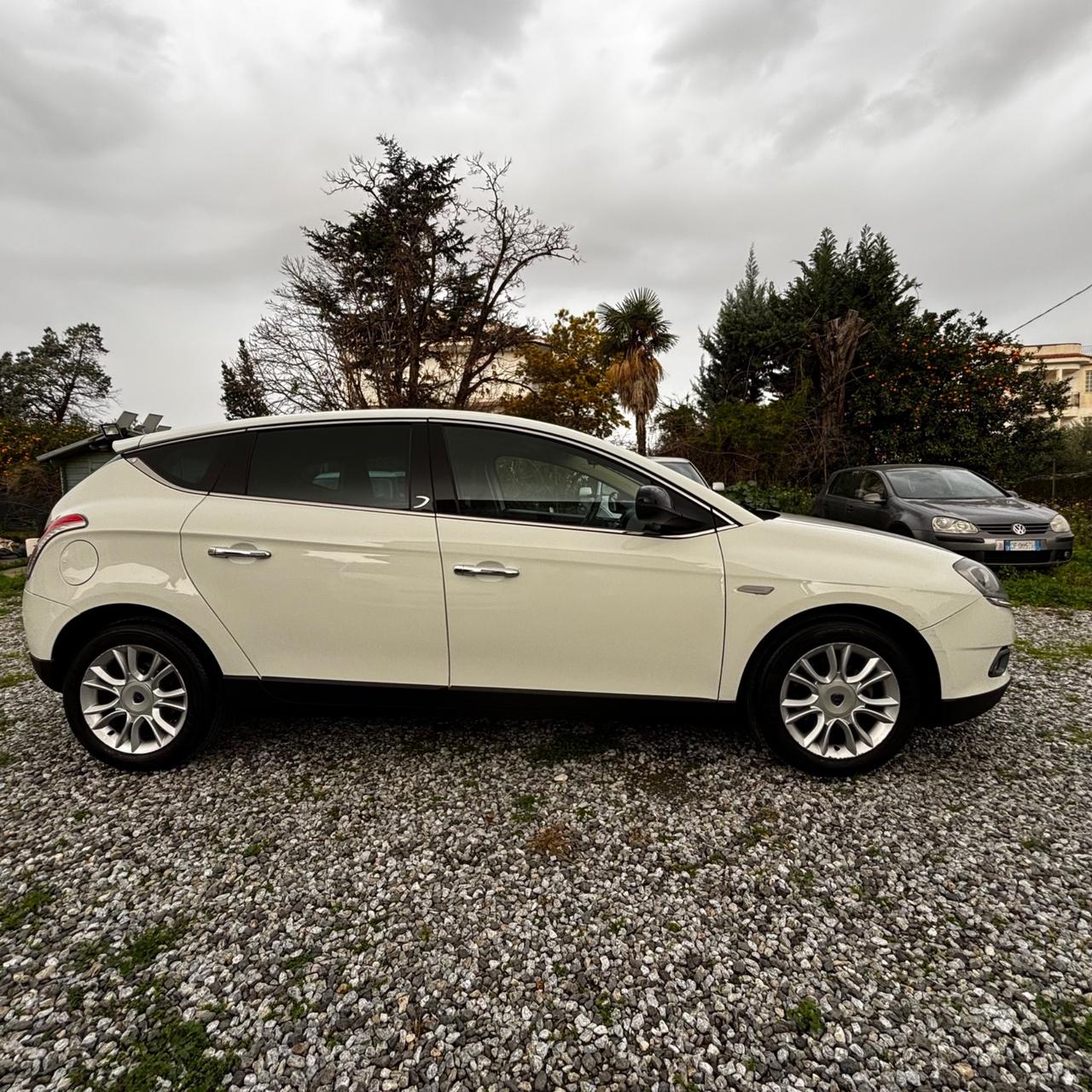 Lancia Delta 1.6 MJT DPF 105 CV Gold