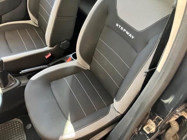 Dacia Sandero Stepway 1.0 TCe 100CV ECO-G 15th Anniversary