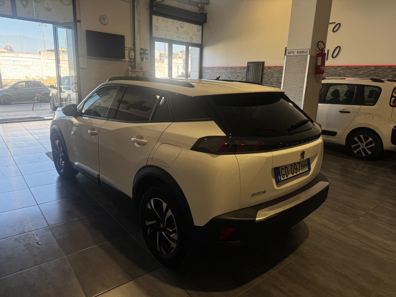 Peugeot 2008 PureTech 100 S&S Allure