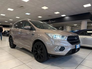 Ford Kuga 2.0 TDCI 150 CV S&S 4WD Powershift Vignale