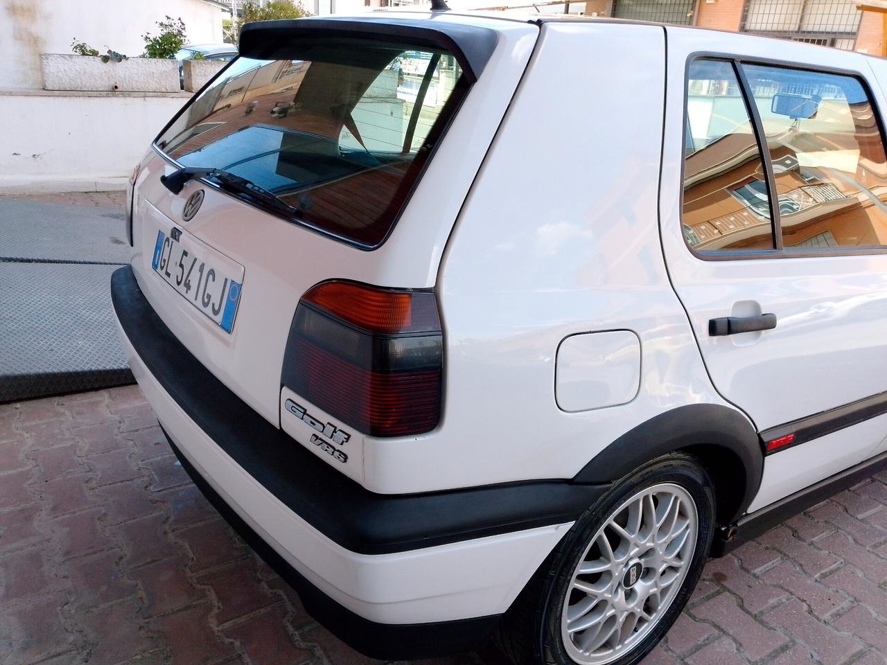 Volkswagen Golf 2.8 VR6 cat 5 p. DOHC CLIMA ABS