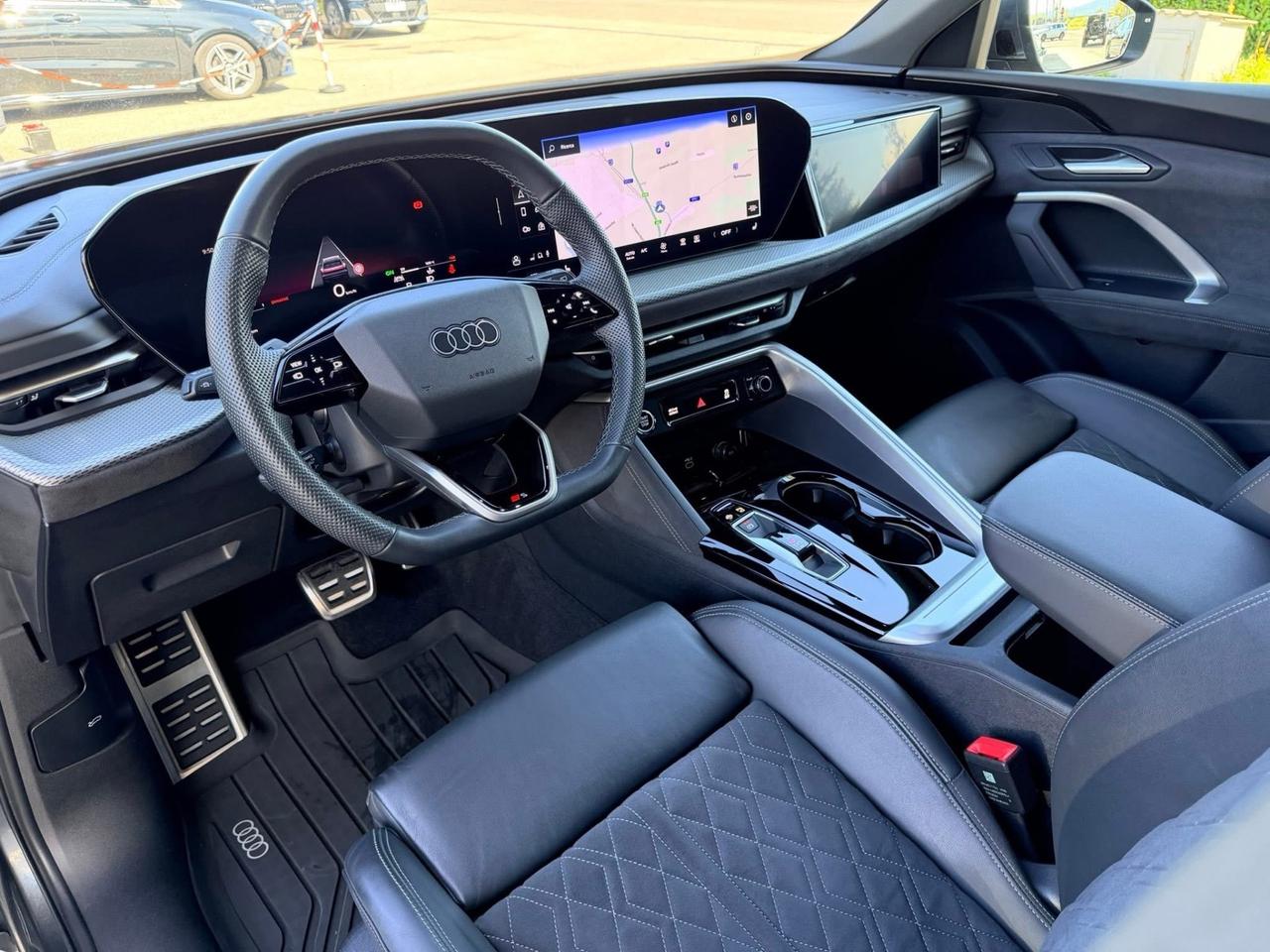 Audi Q5 TDI 150 kW mHEV+ S tronic quattro Launch edition line