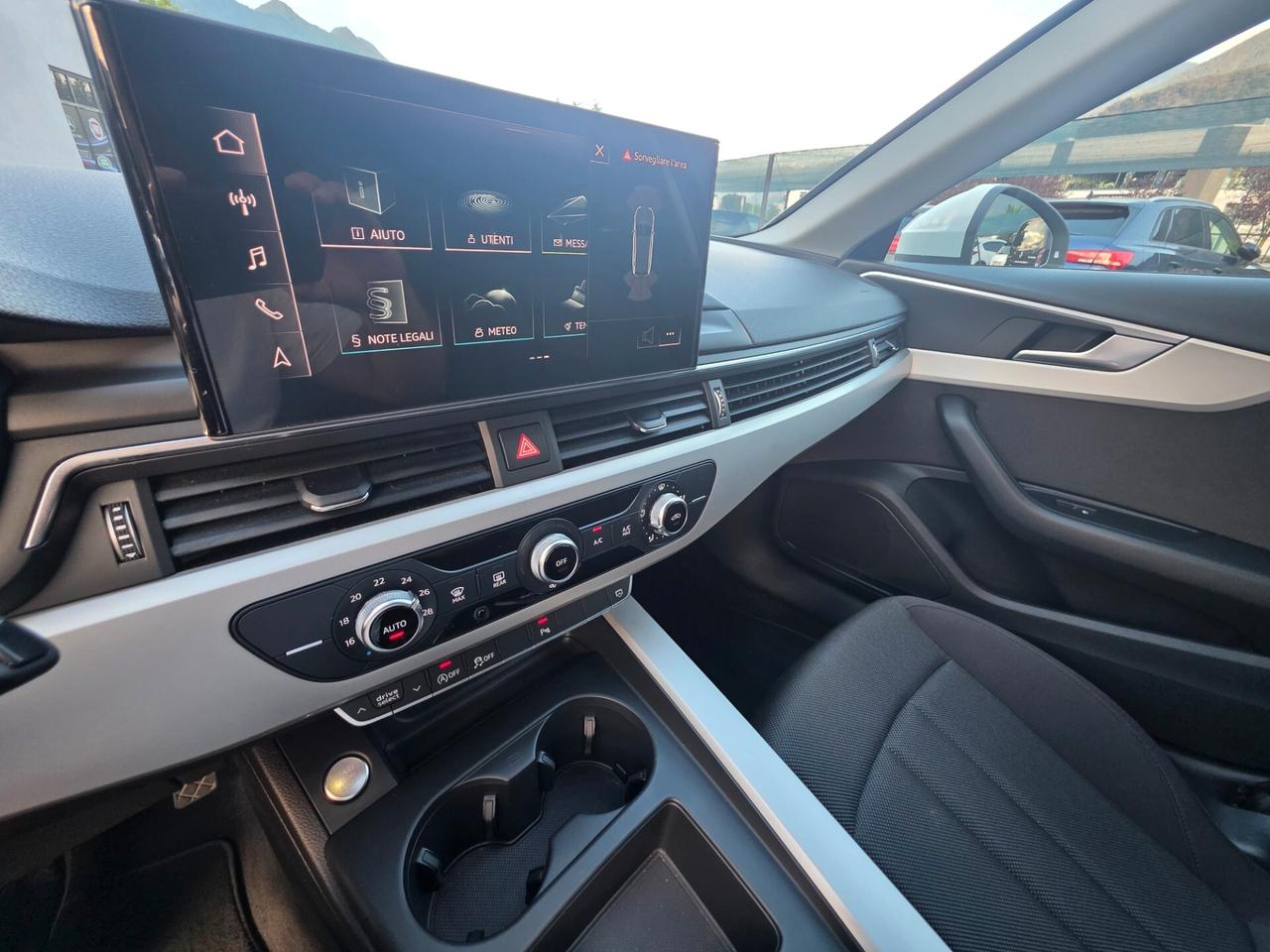 Audi A4 Avant 30 TDI/136 CV S tronic Business