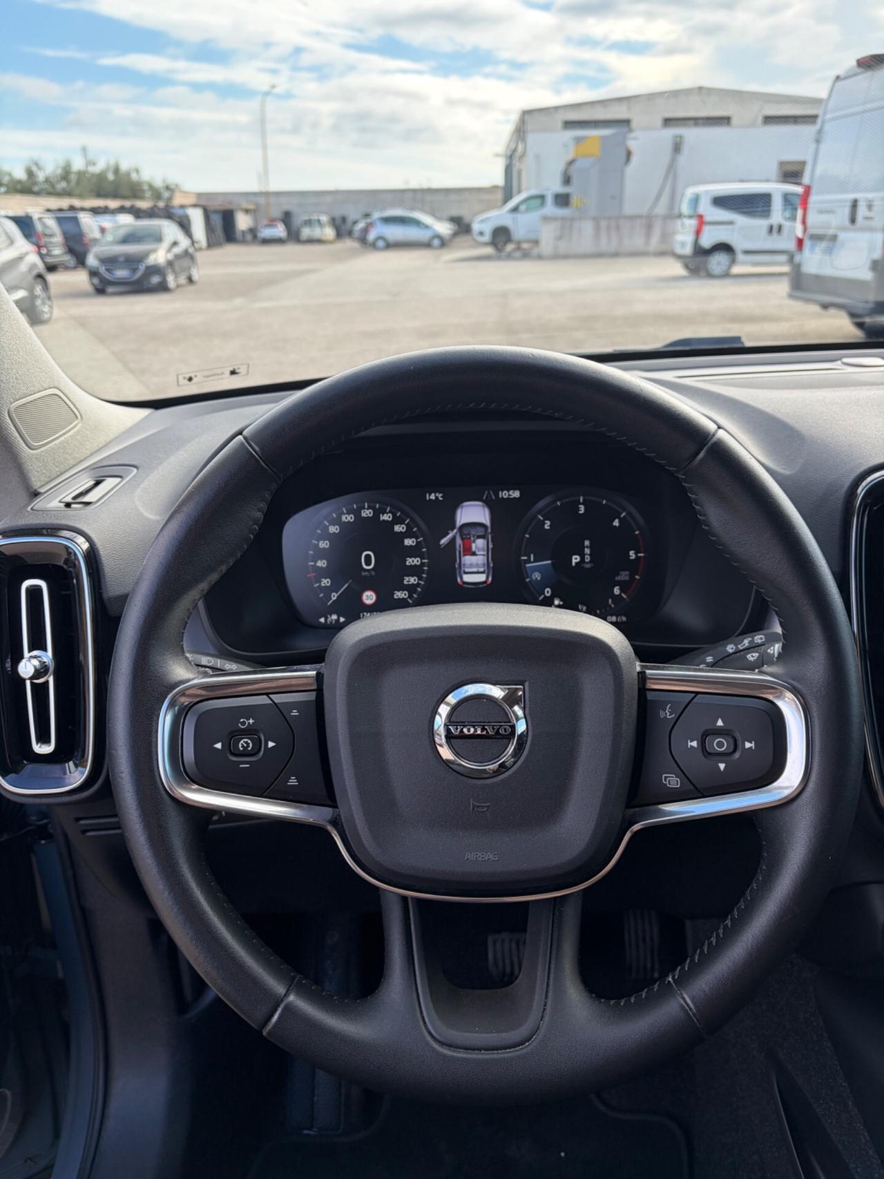 Volvo XC40 D3 Geartronic Momentum