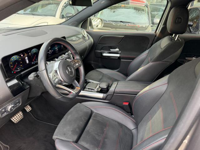 MERCEDES-BENZ GLA 200 d 4 Matic AMG Premium Automatica