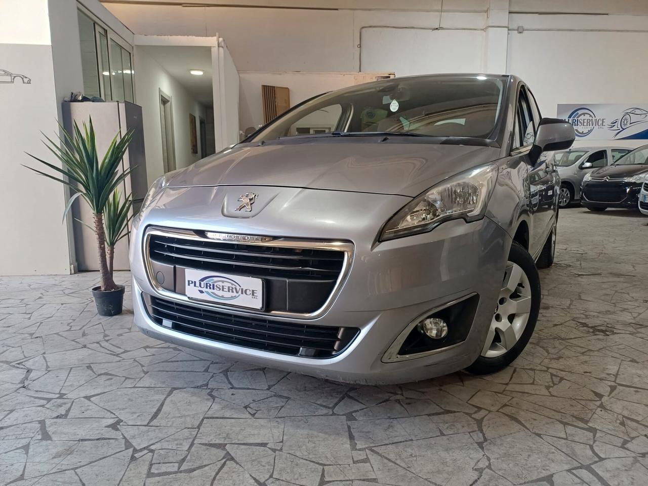 Peugeot 5008 BlueHDi 7 posti PERFETTA - 2016
