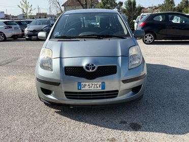 Toyota Yaris 1.3 5 porte